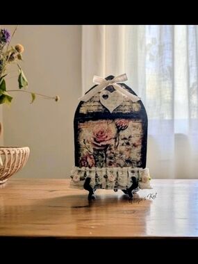 Shabby Chic Floral Décor Plaque